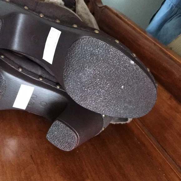 EMU booties - Picture 5 of 7